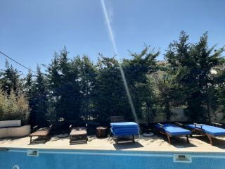 Kantza Private Pool Project, near metro, A 60sm lux pool for your use only - Leondárion - 8