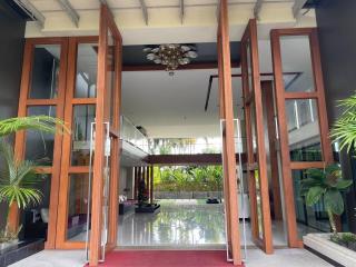 Luxury Living at Tree Condo Nai Harn's Best - Rawai Beach - 0