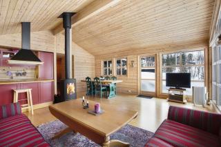 Fairytale STAYcation - JACUZZI, BOAT & SAUNA - - 6