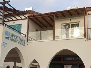Poseidon's Limnaria Apartment - Paphos - 9