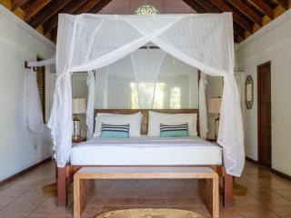 Gingerbread Suites - 8