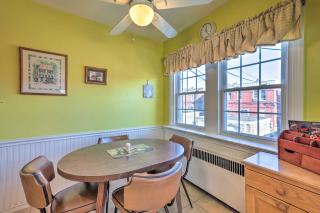 Yeadon Townhome with Porch, 7 Mi to Center City - Drexel Hill - 1