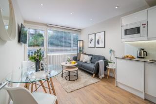 Westfield Apartment 2 Bedroom near Notting Hill - London - 7