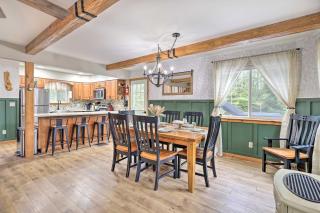 Adirondack Oasis Private Lake, Sauna, and Fire Pit - Chestertown - 2