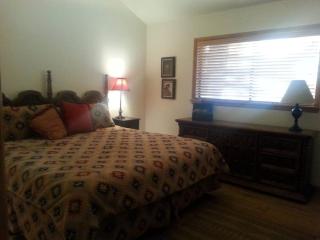 Cozy Flagstaff Home in Cool Pines - Country Club - Flagstaff - 3