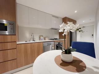 CBD RiverView 2Bed Apt Kingbed at Tallest building - Brisbane - 2
