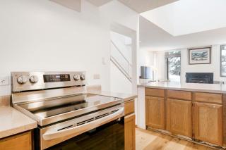 Two Bedroom Park Ave Condo by Park City Vacations - Park City - 3