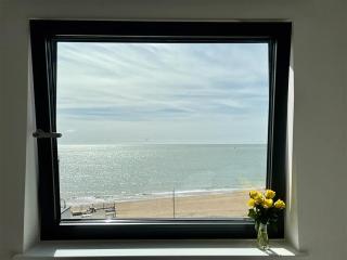 SoHot Stays Royal Sands Seaview Apt Free Parking Sleeps 4 - 5