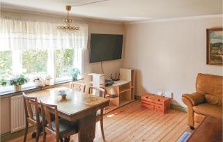 3 Bedroom Gorgeous Home In Broakulla - 9