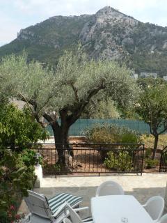 L'arche en rez de jardin de villa à Toulon - Tolone - 3