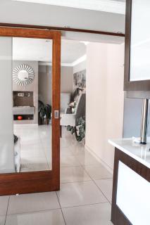 Modern Home in Pretoria near Menlyn Mall - 5