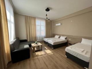 Hotel Tatul - Momchilgrad - 0