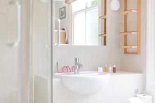 A West London Retreat - 2