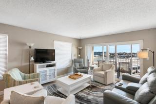 Beach View - Balcony - 3b 2b - Beach Place #505 - St Pete Beach - 7