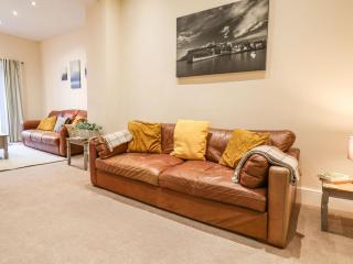 4 Normanby Terrace - 4