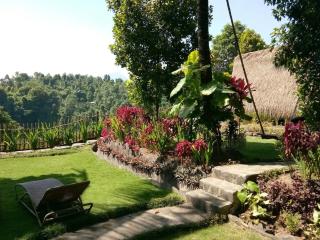 Eco Hut by Valley and 7 Waterfalls - Ambengan - 1