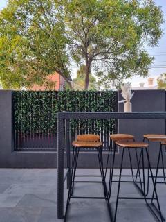 Feel Connected - St Kilda and Balaclava - Melbourne - 6