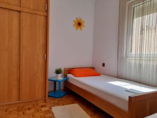 Apartment in Pag with sea view, terrace, air conditioning, WiFi (4891-1) - Pag - 7
