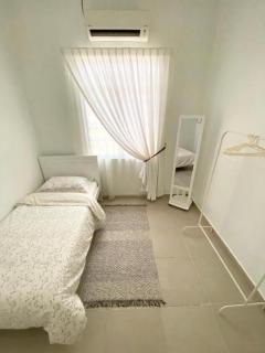 Chloe's Homestay - 1