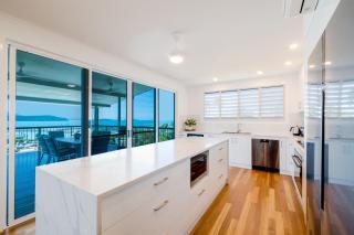 Airlie On Airlie - 2