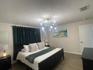 4 Bedrooms 3 Bathrooms Paradise Palms 8976 Mp - 3