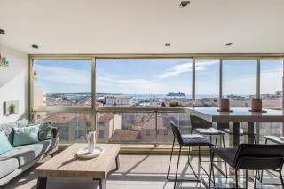LB Vacation Rentals I Admire Panoramic Ocean Views Through Walls of Windows - Cannes - 8
