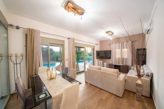 Luxury Villa Majore - Svoronata - 3