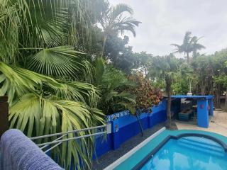 Tropical 4 Bedroom 3 bathroom 8 to 10 sleeper Holiday Getaway - 9