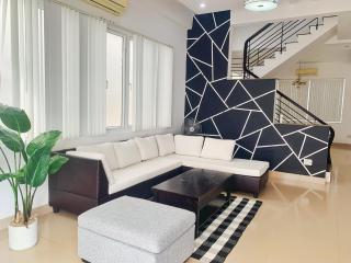 5 Bedroom Villa in Vung Tau- Biệt thự 5 phòng Bãi sau- The Black & White Garden Villa - Xã Thang Tam - 1