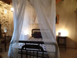 Chios Houses, beautiful restored traditional stone houses with an astonishing seaview - 9