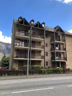 Beau studio plus, refait à neuf, tout confort, classé 3 étoiles par le comité départemantal du tourisme de la Haute Garonne - Luchon - 9