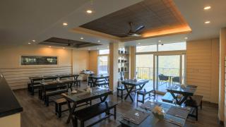 Shola Crown Resort - Munnar - Chinnakanal - 3