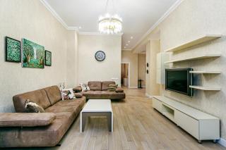 Luxury House in Nizami Street - Baku - 3