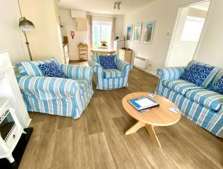 Golden Acre Jurassic Coastal Lodges ,Eype - Bridport - 5