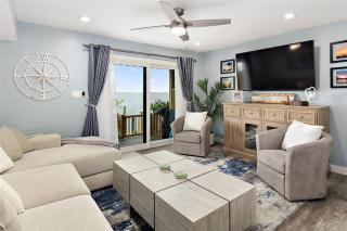 Sunset Fishing Paradise 3b b Bay Front Townhome - 1
