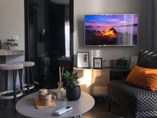 Urban Stay Tirana Deluxe - Tirana - 3