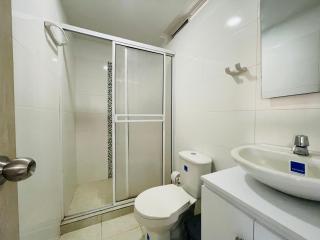 The Host apartamentos At Los Angeles - 7