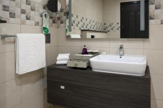 Centara West Bay Hotel & Residences Doha - Doha - 3
