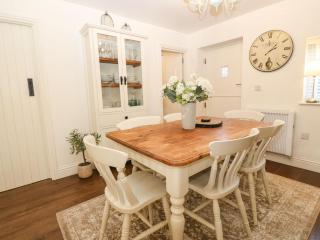 Brook Cottage - Beaumaris - 2
