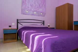 Tzamtzis Apartments - 1