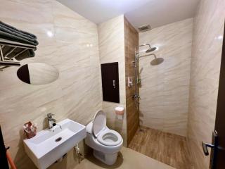 2 BEDROOMS APARTMENT Formosa Residence - Nagoya - 2