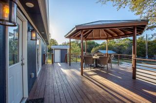 Outdoor Utopia Acreage Retreat - 3