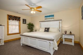 Briarstone Lodge Condo 13A - 2