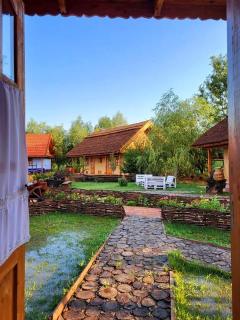 "Eco-Village Văleni" Rustic Art Resort - Văleni - 0