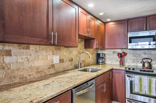 Beachfront Lahaina Condo with AC Featured on HGTV! - Kahana - 3