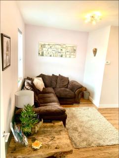 Poppy’s Place - Llandudno Junction - 0