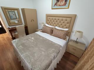 Queens Leriotis Hotel - 5