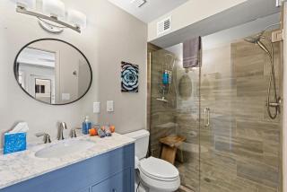 Renovated private in the heart of Old Town Scottsdale, pool & hot tub, outdoor bar & kitchen, walk to shops & bars - Scottsdale - 3