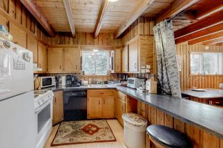 Mowing Way Retreat - 3