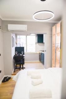 Matisse No10 - City Center Studio With Parking - 8